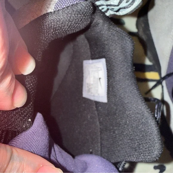 Nike Black and Purple Outerwear - Picture 4 of 7